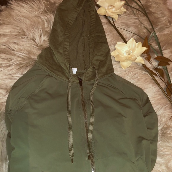 no brand Jackets & Blazers - 🧚🏻8 FOR $25!!!🧚🏻 hoodie with thumb holes